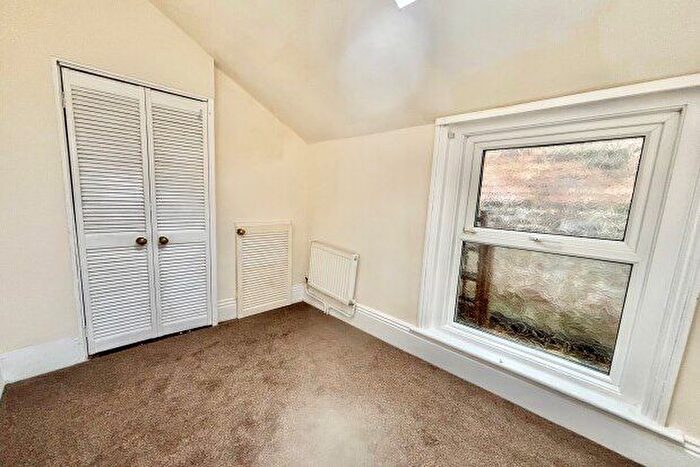 2 Bedroom Bungalow To Rent In Goldsmith Avenue, Southsea, PO4