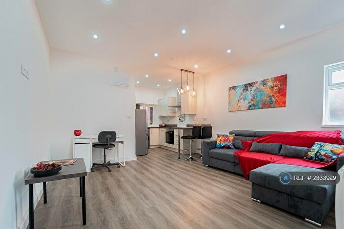 1 Bedroom Flat To Rent In Corbett Street, Smethwick, B66