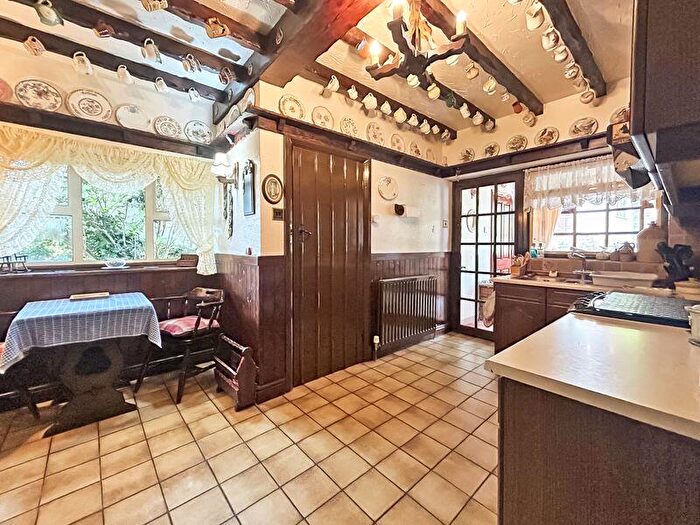 3 Bedroom Detached Bungalow For Sale In Bustleholme Avenue, West Bromwich, B71