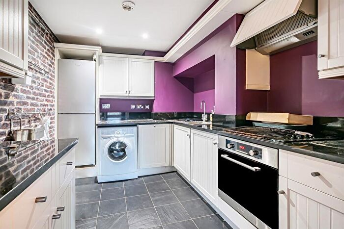 2 Bedroom Apartment To Rent In London Street, Reading, RG1