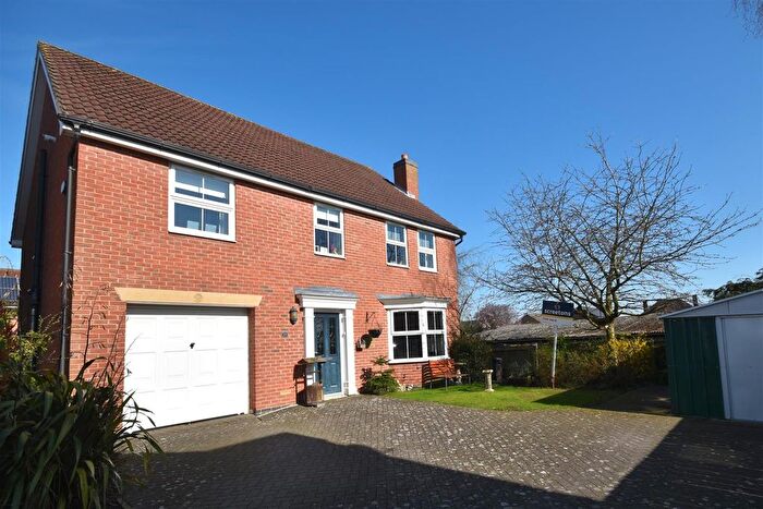 4 Bedroom Detached House For Sale In Captains Close, Goole, DN14