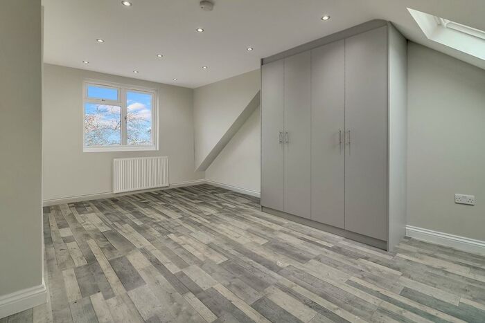 2 Bedroom Flat To Rent In Christchurch Avenue, Harrow, HA3