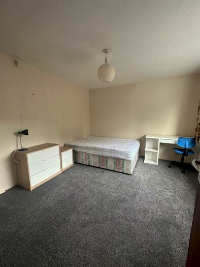 5 Bedroom House Of Multiple Occupation To Rent In Swenson Avenue, Nottingham, NG7