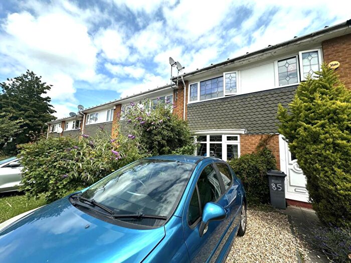 3 Bedroom House To Rent In Masons Way, Solihull, B92