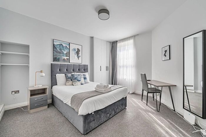 4 Bedroom Flat For Sale In Chicksand House, Chicksand Street, Brick Lane, London, E1