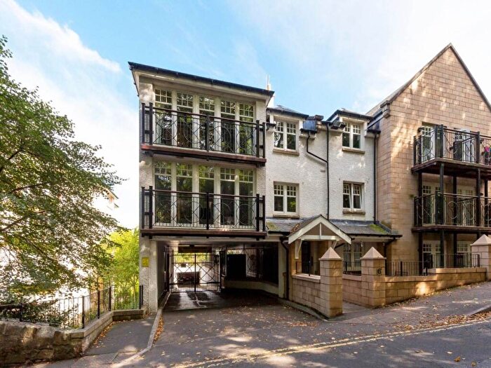 2 Bedroom Flat To Rent In West Mill Road, Colinton, Edinburgh, EH13