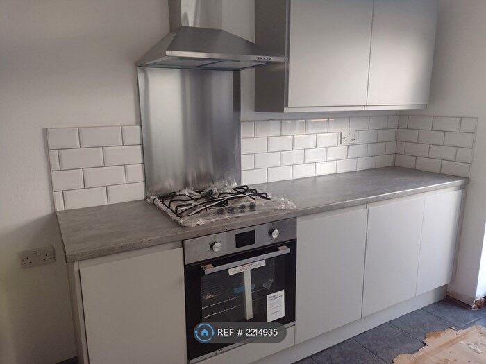 3 Bedroom Terraced House To Rent In Lime Grove, Seaforth, Liverpool, L21