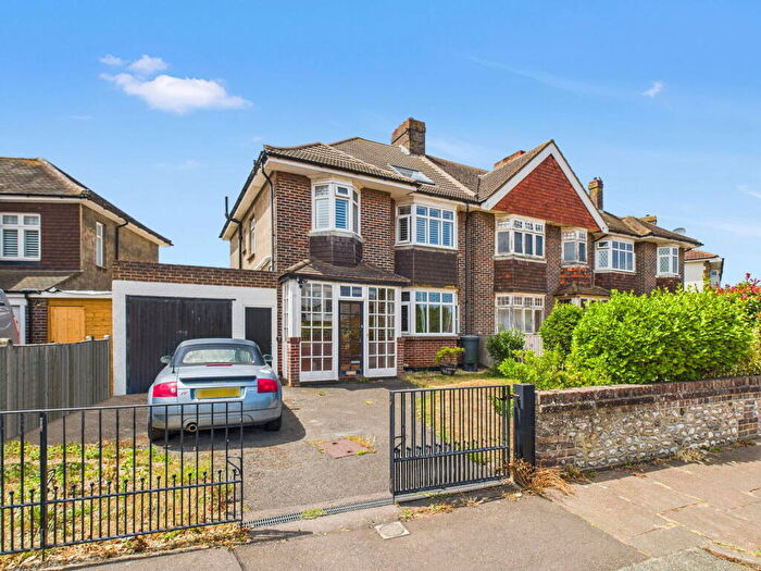 4 Bedroom End Of Terrace House For Sale In Seamill Park Crescent, Worthing, BN11