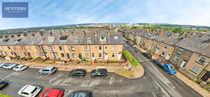 3 Bedroom Terraced House For Sale In Burton Street Bradford, BD4