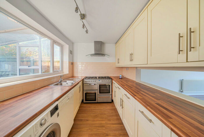 3 Bedroom Terraced House To Rent In Netherby Park, Weybridge, KT13