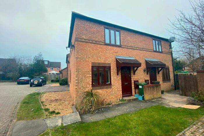 1 Bedroom Semi-Detached House To Rent In Rillington Gardens, Emerson Valley, Milton Keynes, MK4