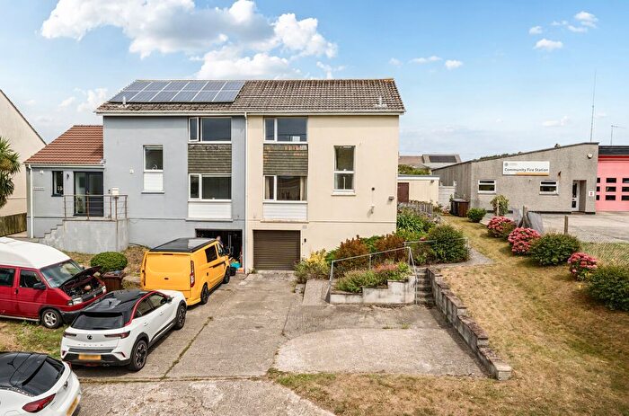 3 Bedroom Semi-detached House For Sale In Lender Lane, Mullion, Helston, Cornwall, TR12