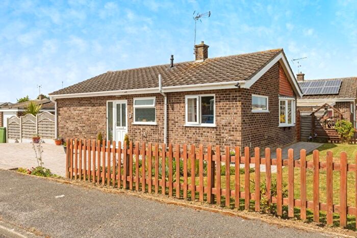 2 Bedroom Bungalow For Sale In Frost Close, Watton, Thetford, IP25