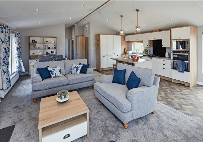 2 Bedroom Lodge For Sale In Townfoot, Ecclefechan, Lockerbie Dumfries Amp; Galloway, DG11