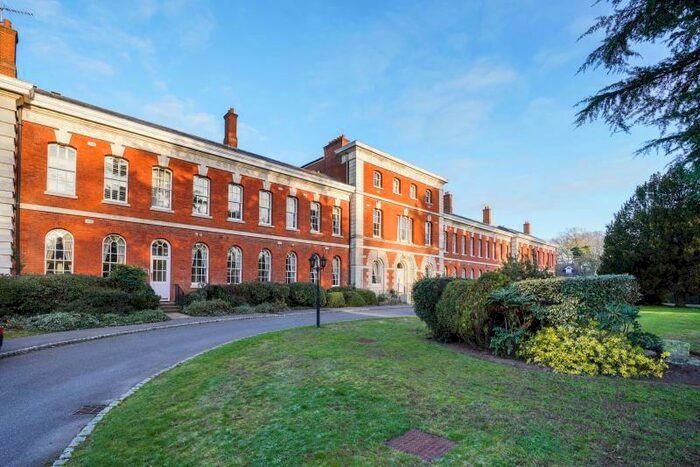 1 Bedroom Apartment To Rent In Ellesmere Place, Walton On Thames, Surrey, KT12