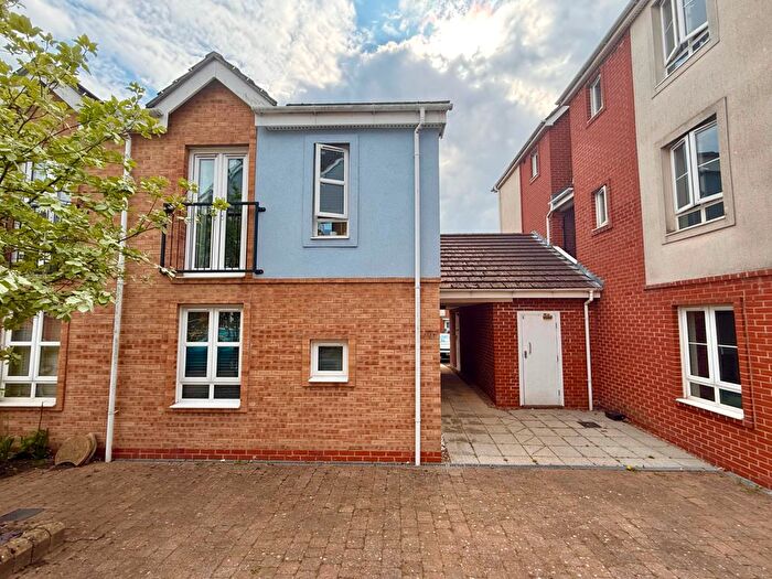 1 Bedroom Flat For Sale In Pitcairn Avenue, Lincoln, LN2
