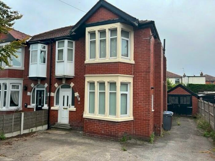 2 Bedroom Flat To Rent In Preston New Road, Blackpool, FY4
