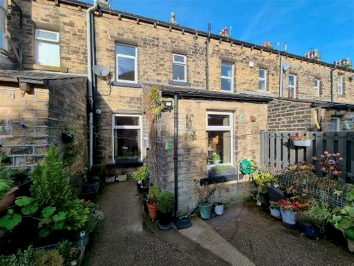 4 Bedroom Terraced House For Sale In Carrs Road, Marsden, Huddersfield, HD7