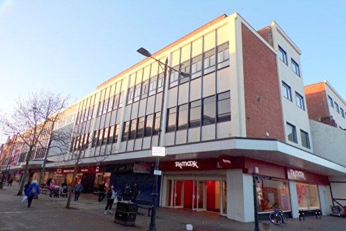 1 Bedroom Flat To Rent In Oliver Street, Birkenhead, CH41