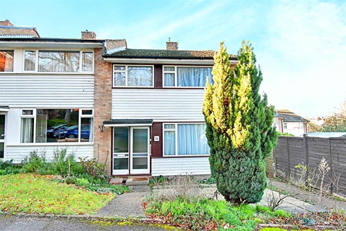 3 Bedroom End Of Terrace House For Sale In Park Road, Hertford, SG13