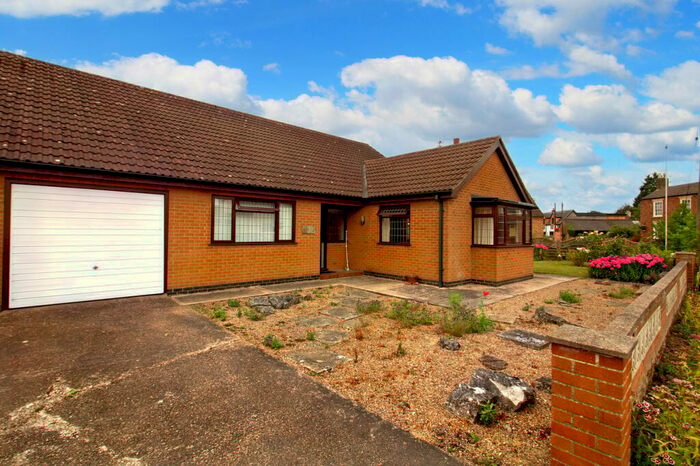 3 Bedroom Detached Bungalow For Sale In Burnham Road, Epworth, Doncaster, DN9