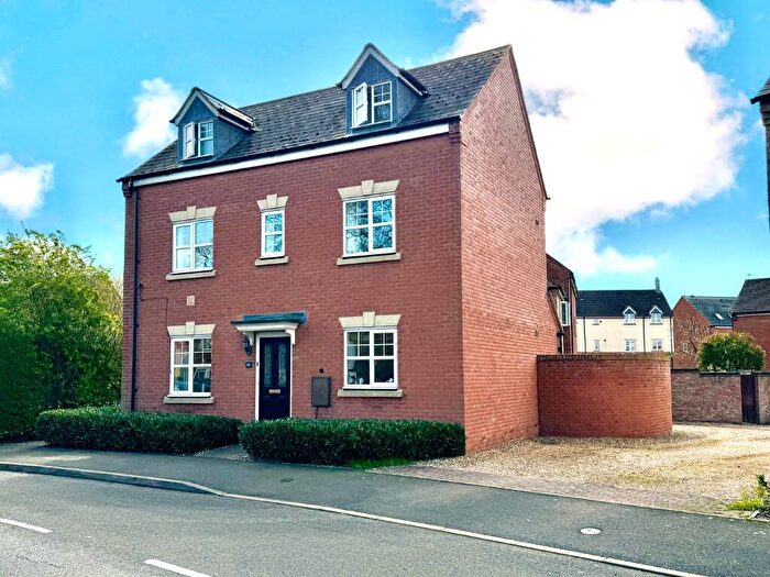 4 Bedroom Detached House For Sale In Betjeman Road, Stratford-Upon-Avon, Warwickshire, CV37