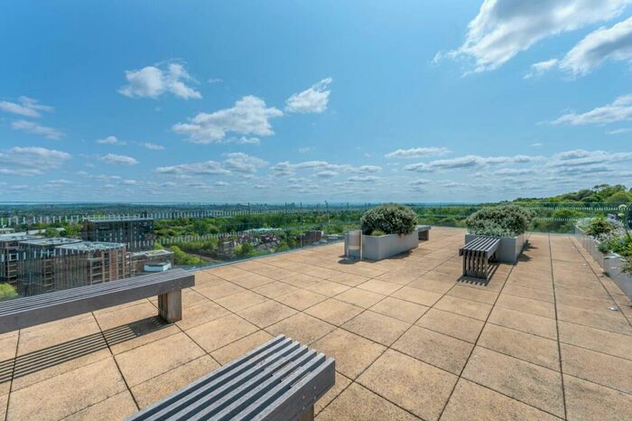 2 Bedroom Flat To Rent In College Road, Harrow Square, Harrow, HA1