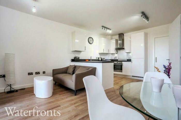 1 Bedroom Apartment To Rent In Rathbone Street, London, E16