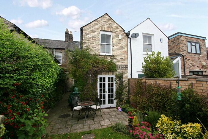 4 Bedroom Terraced House To Rent In Mawson Road, Cambridge, CB1