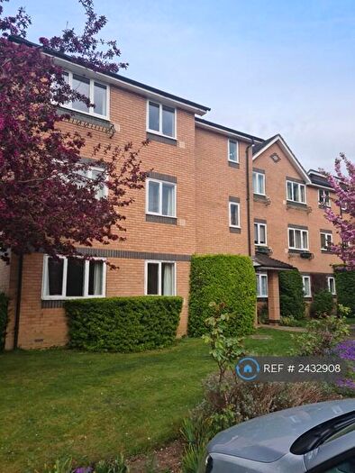 2 Bedroom Flat To Rent In All Saints Avenue, Maidenhead, SL6