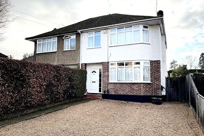 3 Bedroom Semi Detached House To Rent In Lower Wood Road Claygate, KT10