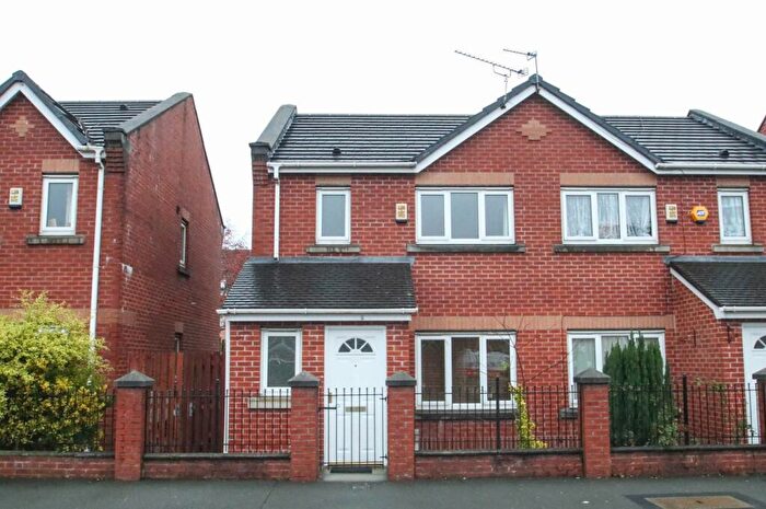 3 Bedroom Semi-Detached House To Rent In Old York Street, Hulme, Manchester, M15