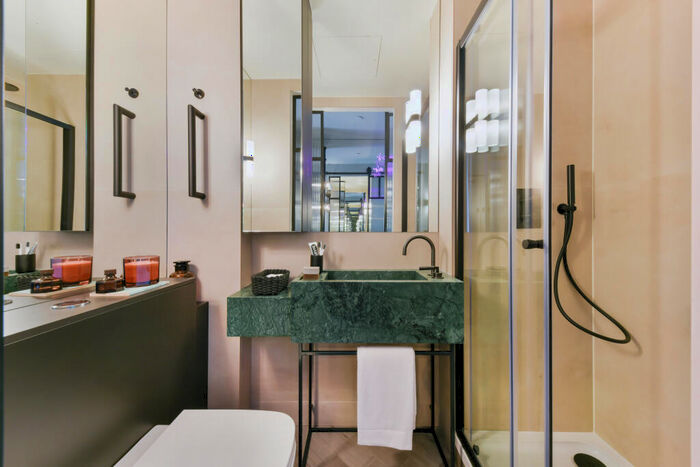 Studio To Rent In St. Georges Avenue, London, NW9