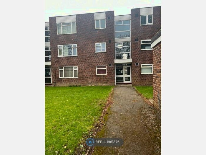 2 Bedroom Flat To Rent In Blakeney Road, Patchway, Bristol, BS34