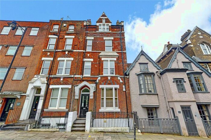 2 Bedroom Flat To Rent In Hornsey Lane, Highgate, London, N6