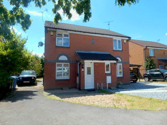 2 Bedroom Semi-Detached House To Rent In Mandeen Grove, Mansfield, NG18