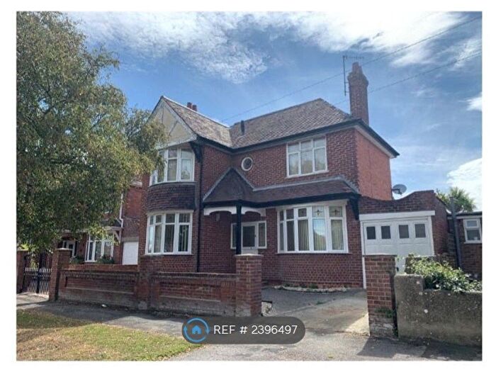 3 Bedroom Detached House To Rent In Hetherly Road, Weymouth, DT3