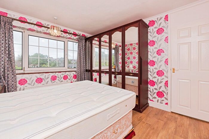 3 Bedroom End Terrace House For Sale In Clayfield Road, Bristol, BS4