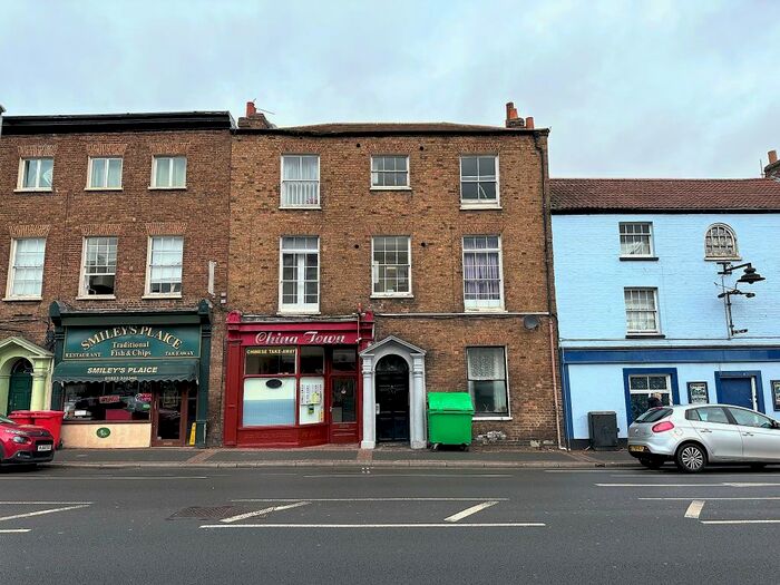 1 Bedroom Flat To Rent In East Reach, Taunton, Somerset, TA1