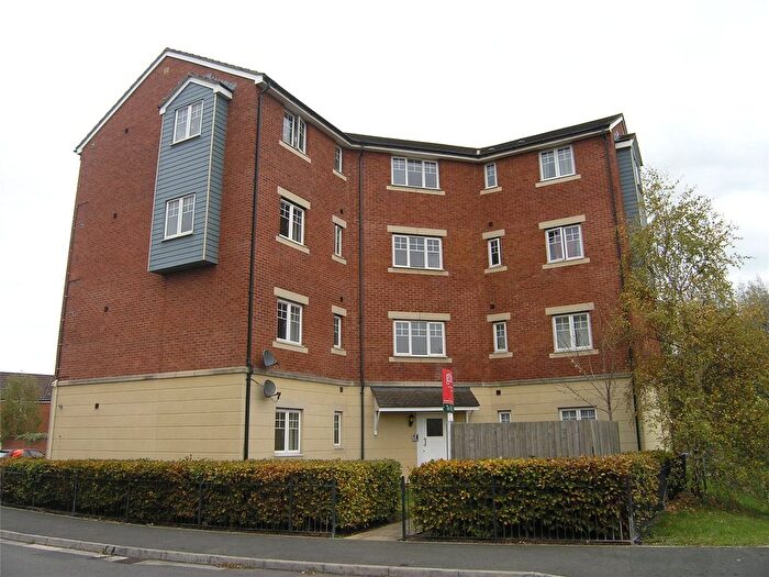 2 Bedroom Flat To Rent In Standish Street, Bridgwater, Somerset, TA6