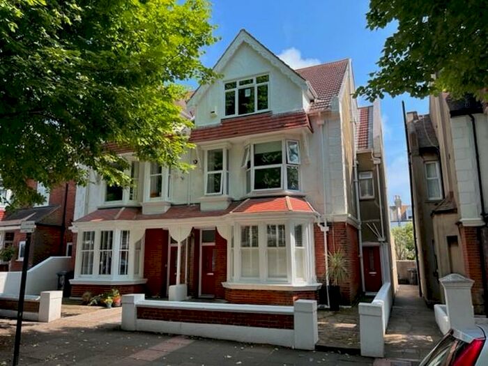 2 Bedroom Flat To Rent In Carlisle Road, Hove, BN3