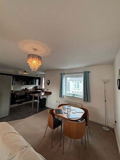 2 Bedroom Flat To Rent In Copper Quarter, Swansea, SA1