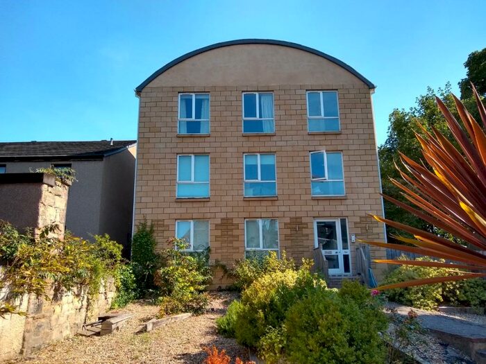 3 Bedroom Apartment To Rent In Portobello High Street, Edinburgh, Midlothian, EH15