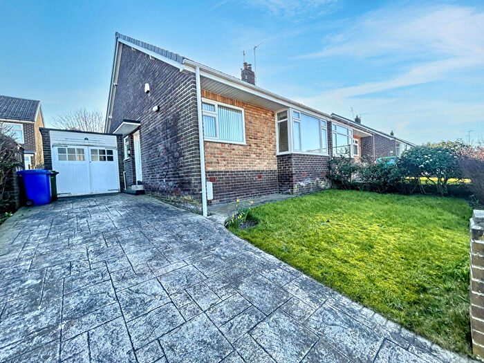 2 Bedroom Semi-Detached Bungalow For Sale In Franklyn Avenue, Seaton Sluice, Whitley Bay, Northumberland, NE26