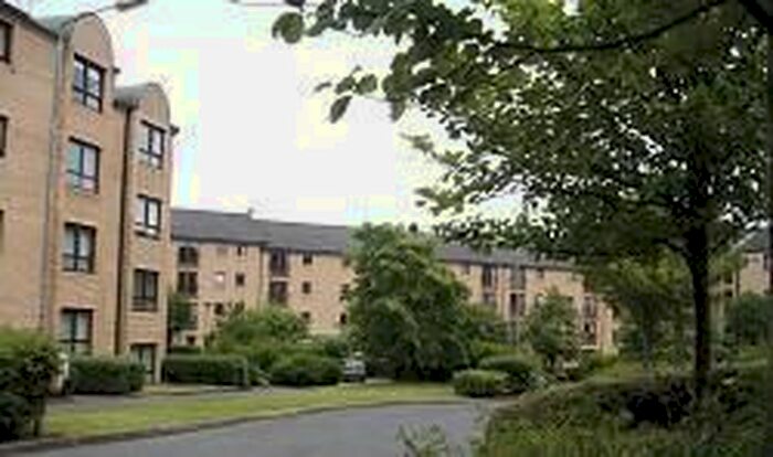 2 Bedroom Flat To Rent In Overnewton Square, Glasgow, G3