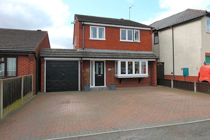 4 Bedroom Detached House For Sale In Batham Road, Kidderminster, DY10