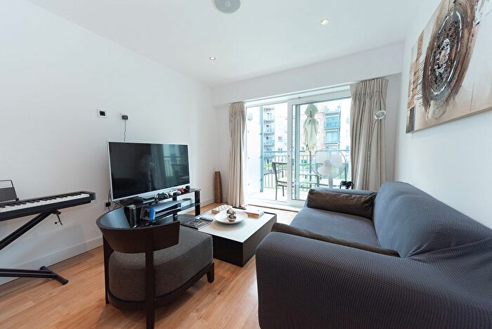 1 Bedroom Flat For Sale In Aerodrome Road, Beaufort Park, Colindale, NW9