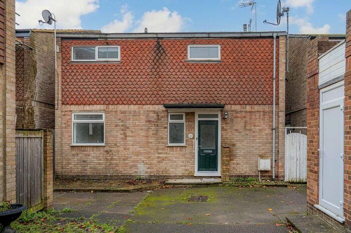 3 Bedroom Detached House To Rent In Green Cloth Mews, Canterbury, CT1