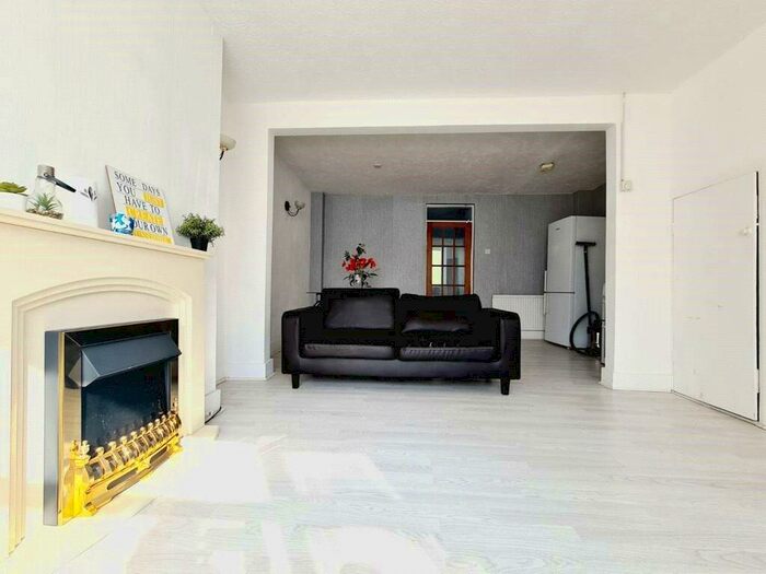 3 Bedroom Terraced House To Rent In Winnington Road, Enfield, EN3