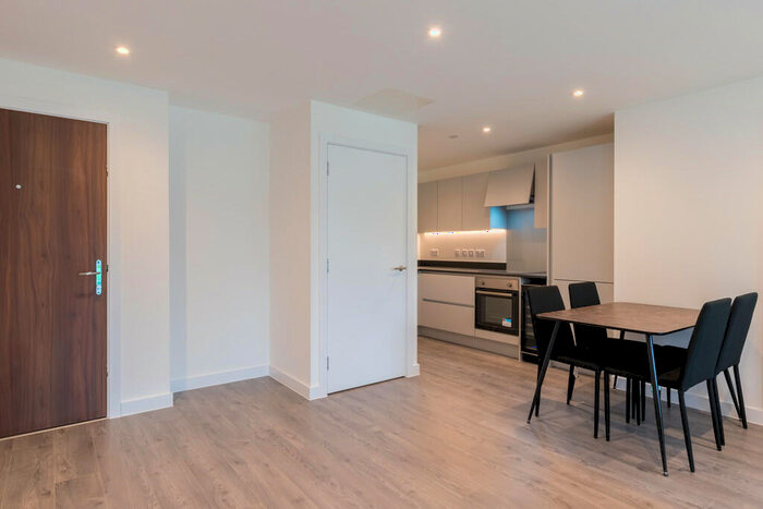 2 Bedroom Apartment To Rent In Alexandra Park, Willow Road, LS4